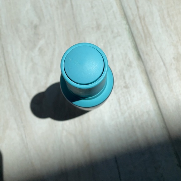 liquid highlighter Jeffree star - Picture 5 of 6